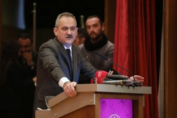 Bakan &Ouml;zer: 'Gelinen noktada 110 milyon kitabı olan k&uuml;t&uuml;phaneye sahip olduk'