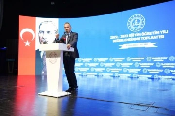 Bakan &Ouml;zer'den okul idarecilerine: 'L&uuml;tfen size g&ouml;nderdiğimiz b&uuml;t&ccedil;eyi kullanın'