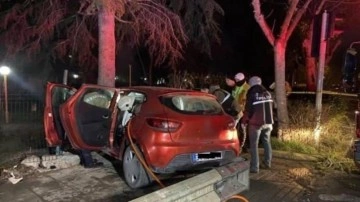 Bakırköy’de feci kaza: 17 yaşındaki sürücü hayatını kaybetti!