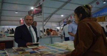 Balcıoğlu: "İletişimin azaldığı çağda gerekli olan şey okumaktır"