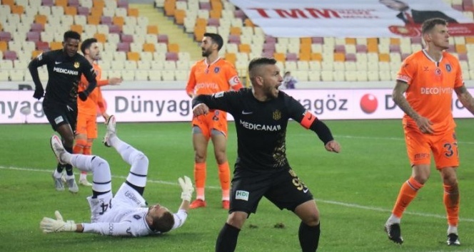 Başakşehir'in 3 puan hasreti 5 maça çıktı