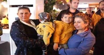 Başkan Çerçioğlu, Kuşadası’nda depremzede aileler ile bir araya geldi