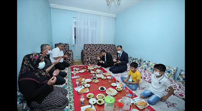 Başkan Fadıloğlu, Belediye personeli ve ailesiyle iftar açtı