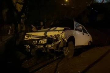 Başkent'te otomobil boş araziye uçtu: 1 yaralı