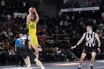 Basketbol Süper Ligi: Beşiktaş Emlakjet: 72 - Fenerbahçe Beko: 81