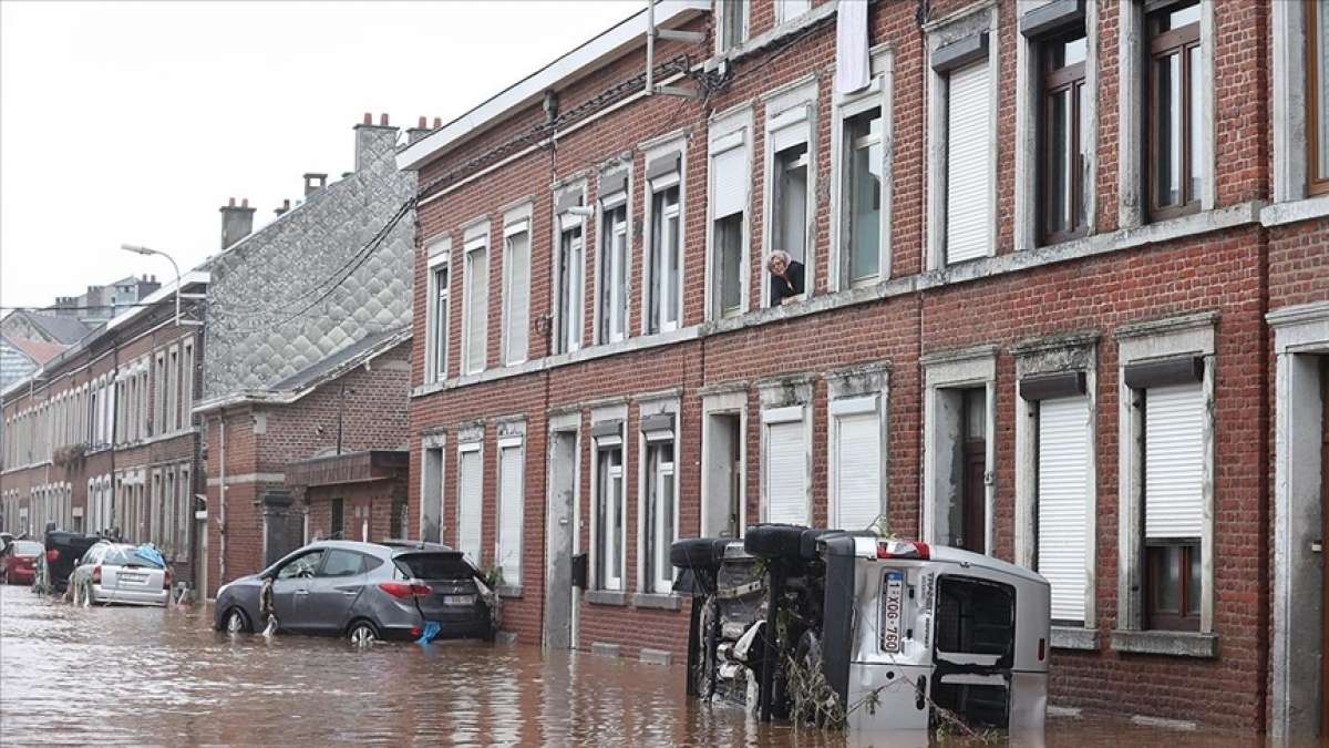 Belçika'da sel felaketi nedeniyle ölenlerin sayısı 27'ye çıktı