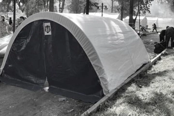 Beşiktaş, depremzedeler i&ccedil;in &ccedil;adır kentler kurdu