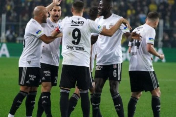 Beşiktaş, Kadıköy’de 20. galibiyetini aldı