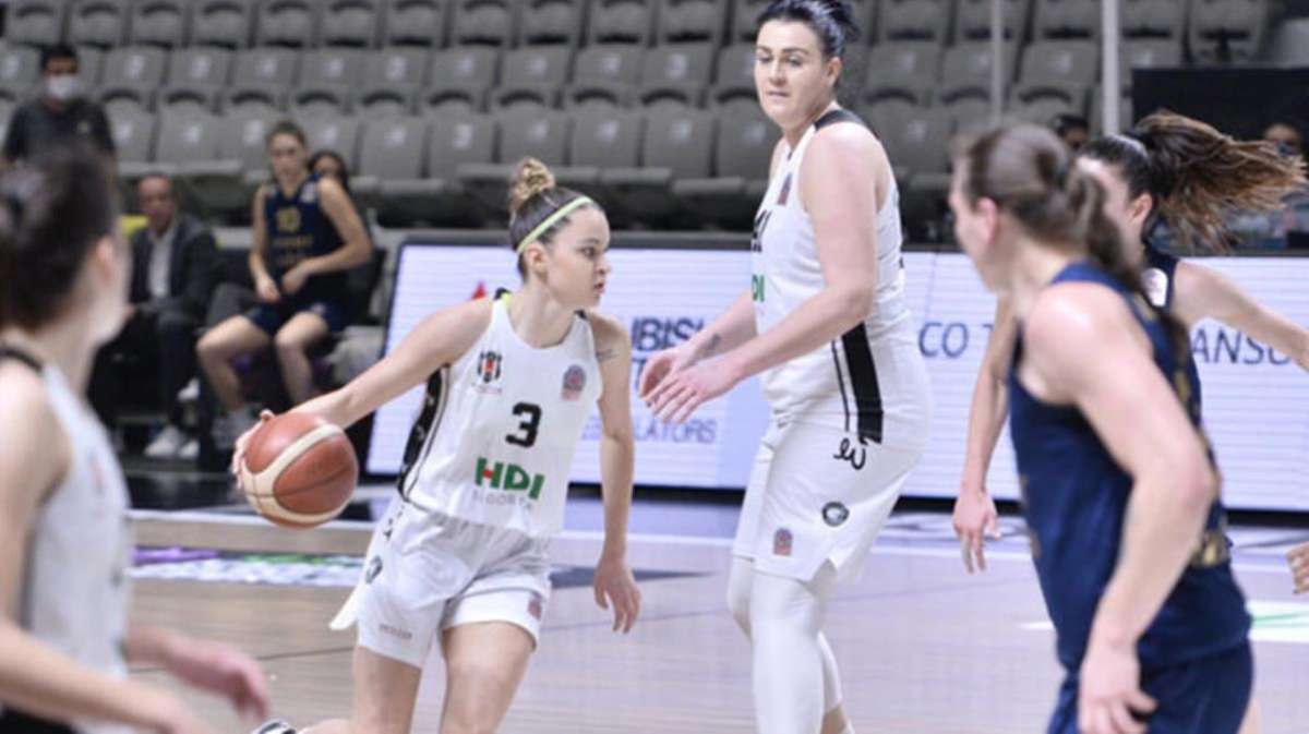 Beşiktaş Kadın Basketbol Takımı'nda 20 kişi koronavirüse yakalandı