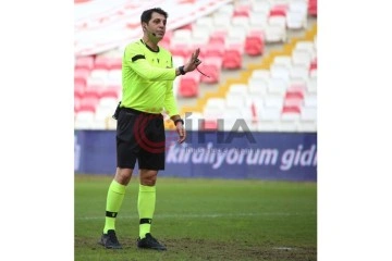 Beşiktaş - Ümraniyespor maçının VAR hakemi Mustafa Öğretmenoğlu