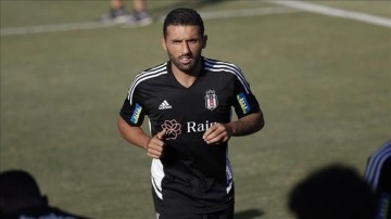 Beşiktaşlı futbolcu Umut Meraş, maddi hasarlı trafik kazası geçirdi