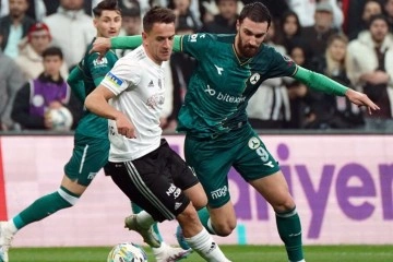 Beşiktaş’ta Amir Hadziahmetovic cezalı duruma düştü