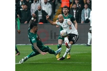 Beşiktaş&rsquo;ta Redmond gollerine devam ediyor