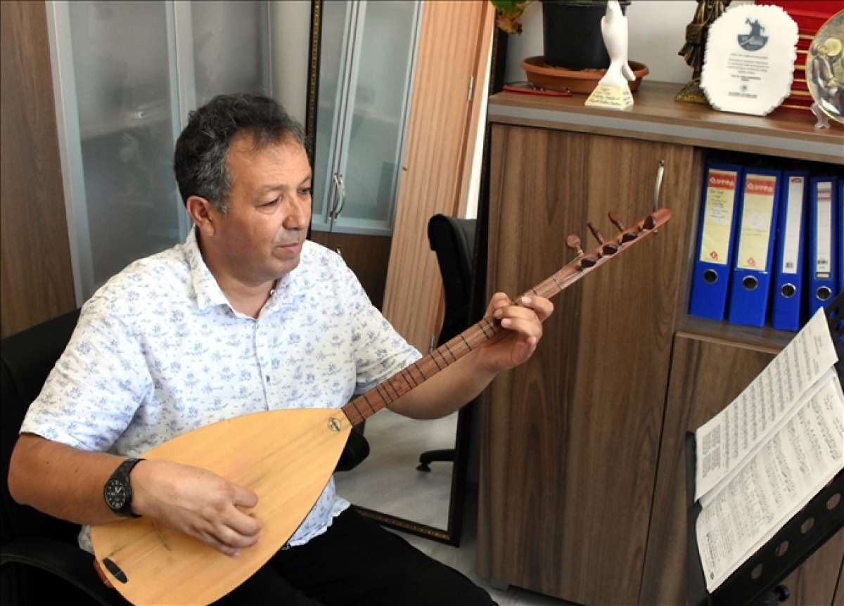 Bestekar akademisyen eserleriyle müzik şehri Kırşehir'e katkı sunuyor