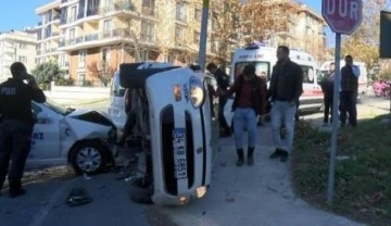 Beylikdüzü'nde trafik kazası: 2 yaralı