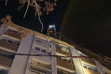 Beyoğlu’nda 7 katlı apartmanın bodrum katında korkutan yangın