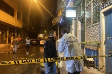 Beyoğlu&rsquo;nda derneğe silahlı saldırı: 1&rsquo;i ağır 3 yaralı