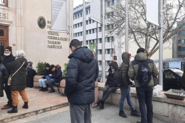 Beyoğlu’nda hakimlik savcılık sınavına girmeye çalışan avukatlara saat şoku
