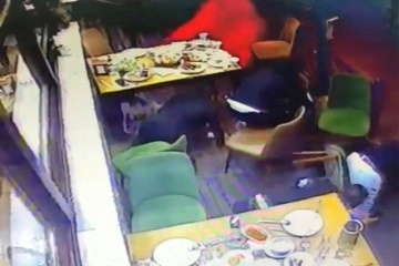 Beyoğlu’nda restorandaki silahlı saldırı kamerada