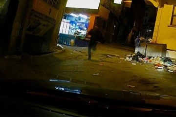 Beyoğlu’nda yabancı uyruklu kadına kapkaç şoku