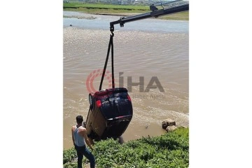 Bismil'de otomobil Dicle Nehri'ne uçtu