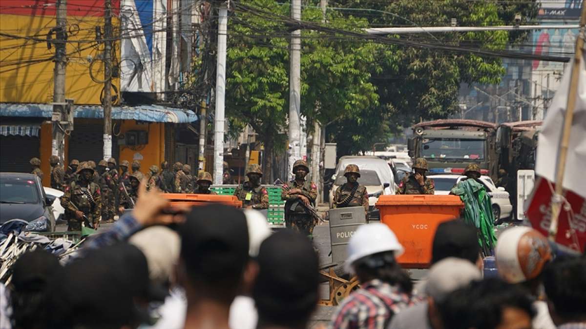 BM: Myanmar'da darbe karşıtı gösterilerde en az 18 kişi hayatını kaybetti