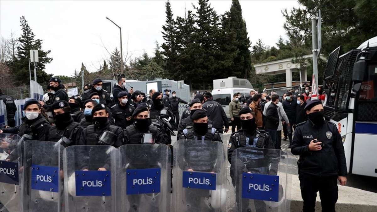 Boğaziçi Üniversitesindeki gösterilerde 159 kişi gözaltına alındı