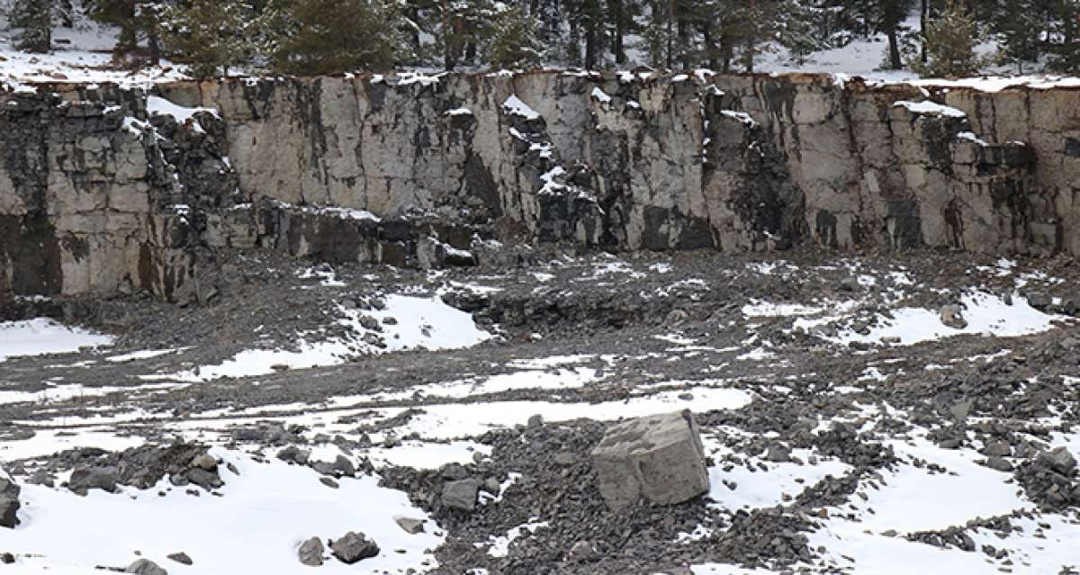 Bolu'da, milyonlarca yıl öncesine ait lav gölü kalıntıları bulundu