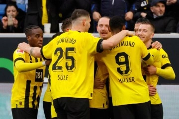 Borussia Dortmund yeni yıldaki formuyla dikkat &ccedil;ekiyor