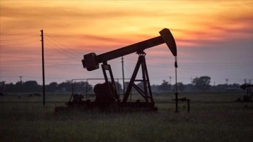 Brent petrolün varil fiyatı 83,60 dolar