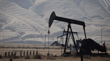 Brent petrol&uuml;n varil fiyatı 85,42 dolar