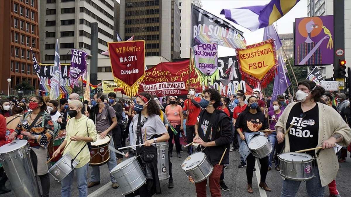 Brezilya'da ülke çapında Bolsonaro hükümeti karşıtı gösteriler düzenlendi