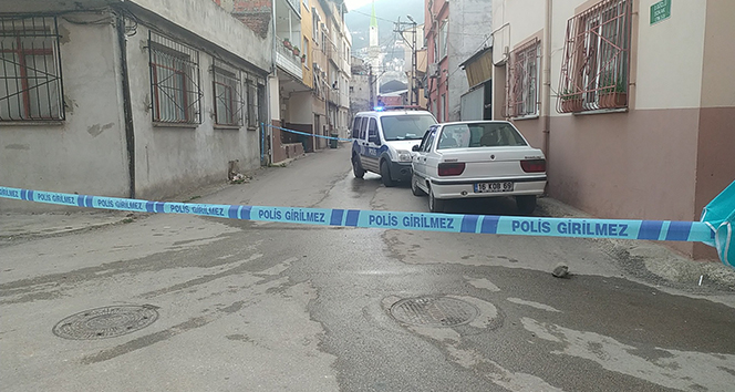 Bursa'da 80 yaşındaki baba tartıştığı oğlunu silahla vurdu