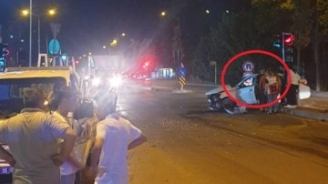 Bursa'da hatalı 'U' dönüşü kazası: 2 yaralı!