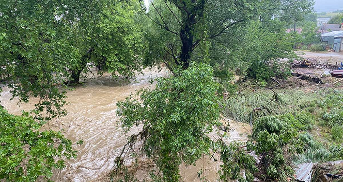 Bursa'daki sel felaketinden 200 mevsimlik işçi canını son anda kurtardı