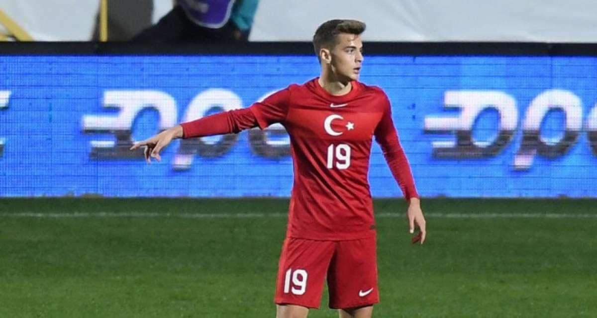 Bursaspor'un genç ismi Batuhan Kör, Ümit Milli Takım'a davet edildi