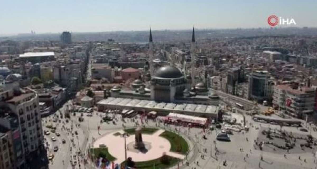 Büyük açılışa günler kaldı...Taksim Camii, Çamlıca Camii ile aynı karede