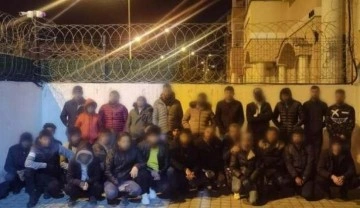 Büyükçekmece'de tırda 39 düzensiz göçmen yakalandı