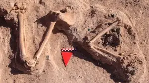 Çavuştepe Kalesi'nde takıları ve iki mührüyle gömülen kadın yöneticinin mezarı ortaya çıkarıldı