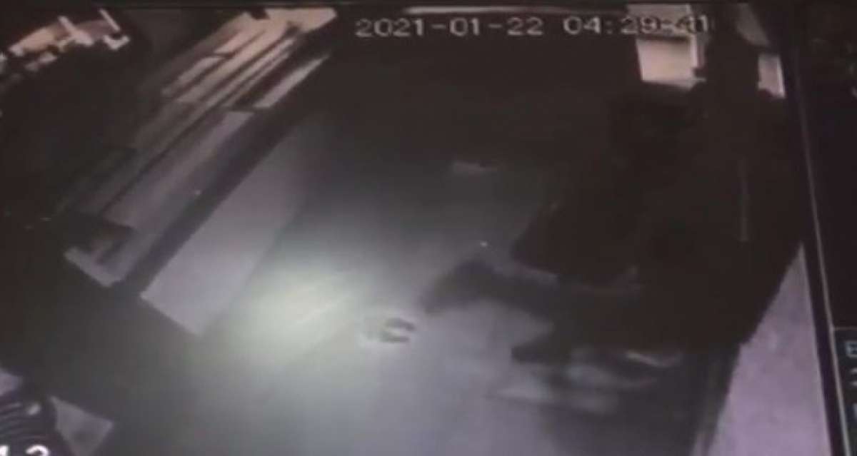 Çekmeköy'deki kuyumcu soygun girişiminin güvenlik kamerası ortaya çıktı
