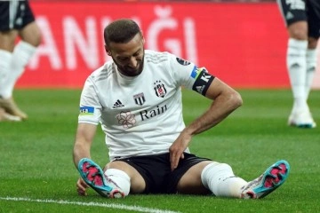 Cenk Tosun ma&ccedil;a devam edemedi