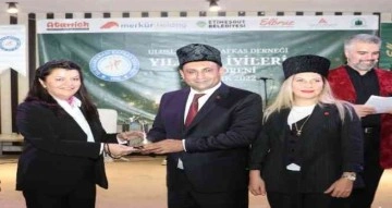 Çerkeslerden Başkan Yılmaz’a ’Yılın En Başarılı Belediye Başkanı’ ödülü