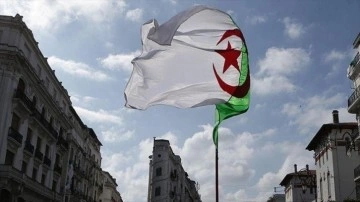Cezayir'deki yerel şirketler grubundan 500 Fransız firmasıyla ilişkileri kesme girişimi