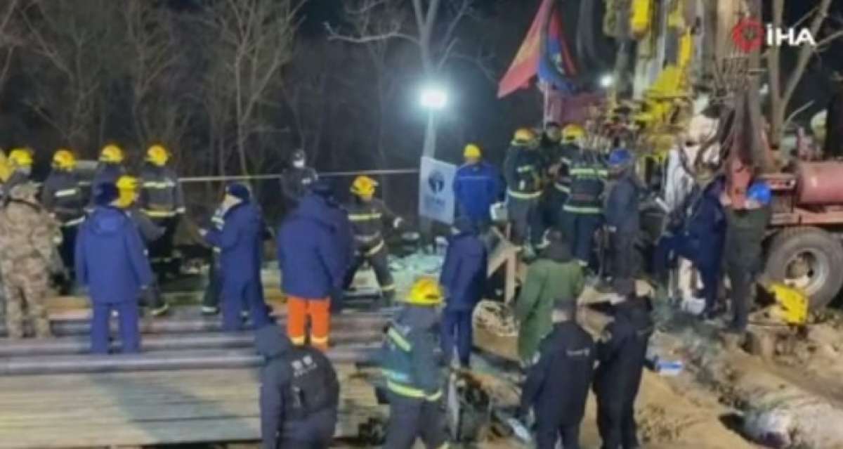 Çin'de altın madenindeki patlamada 22 madenci mahsur kaldı