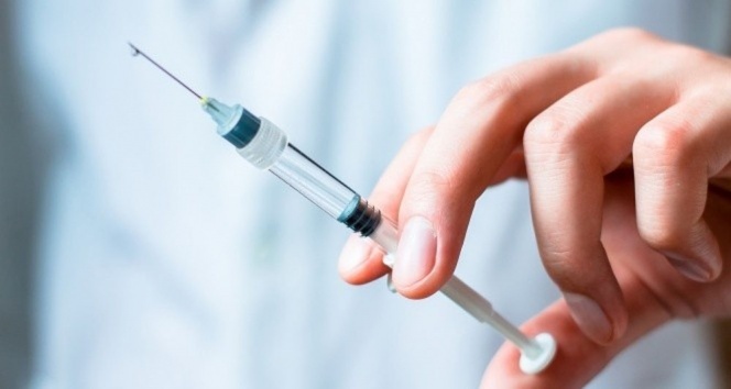 Çin'de ilk kez bir aşıya yaygın kullanım onayı verildi