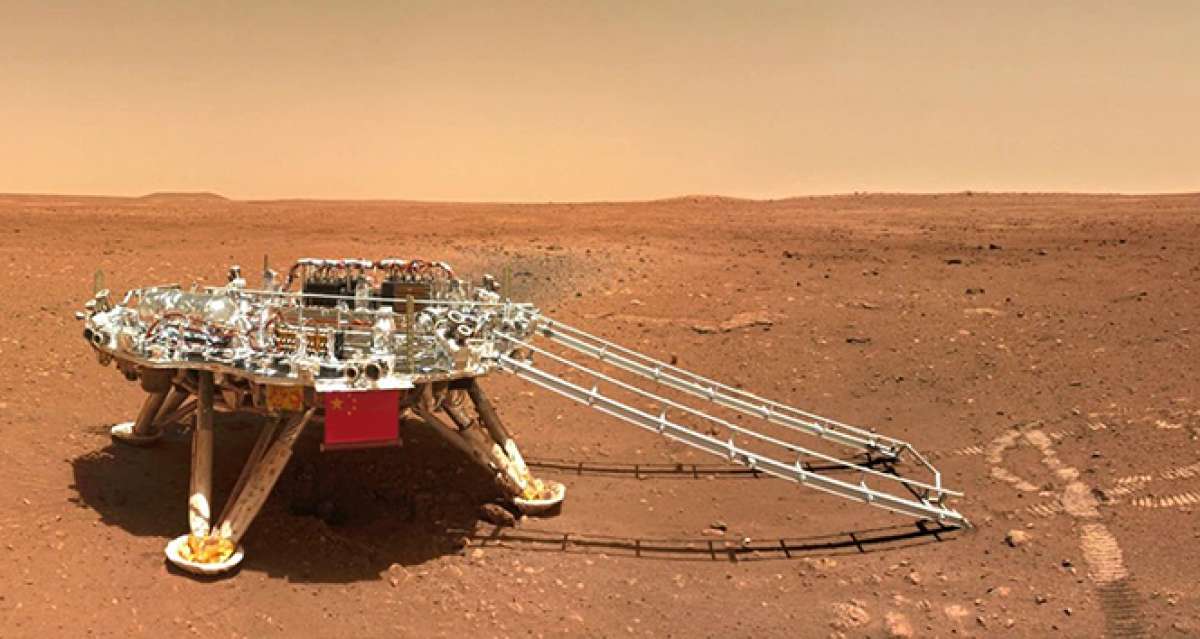 Çin'in Mars keşif aracı Zhurong, Kızıl Gezegen'den fotoğraf gönderdi