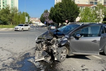 Çorlu'da feci kaza: 4 yaralı