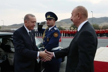 Cumhurbaşkanı Erdoğan, Cebrayıl’da resmi törenle karşılandı