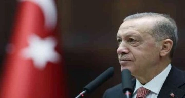 Cumhurbaşkanı Erdoğan: “En uygun olan vakitte karadan da teröristlerin tepesine bineceğiz"