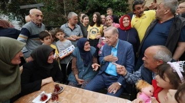 Cumhurbaşkanı Erdoğan eski komşusunu ziyaret etti